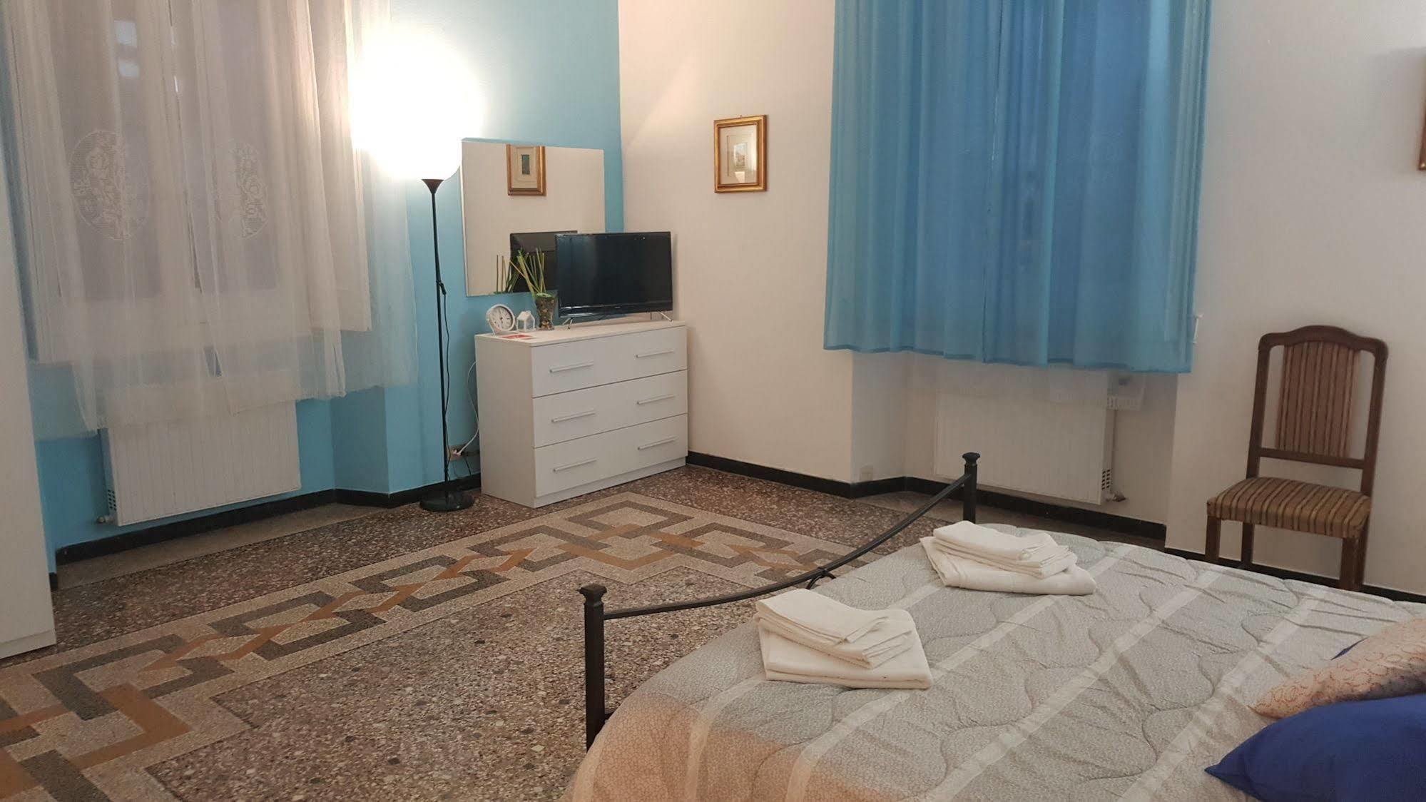 Royal Suite Genoa Exterior photo