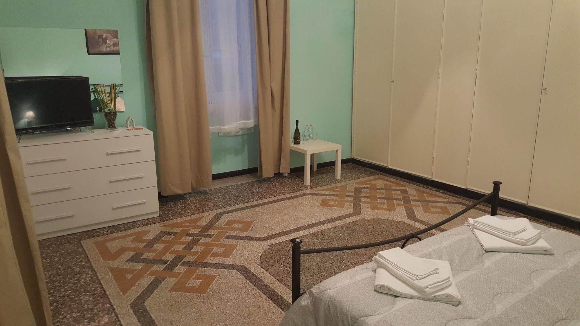 Royal Suite Genoa Exterior photo